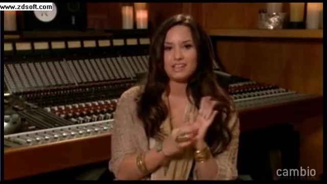 Demi Lovato - Live Chat - [Full] 01839