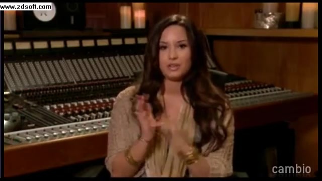 Demi Lovato - Live Chat - [Full] 01846