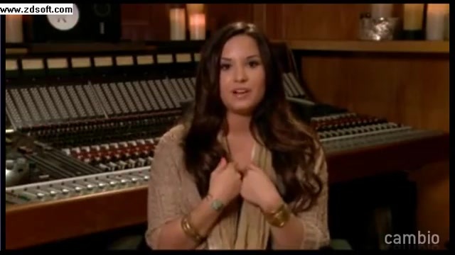 Demi Lovato - Live Chat - [Full] 01885