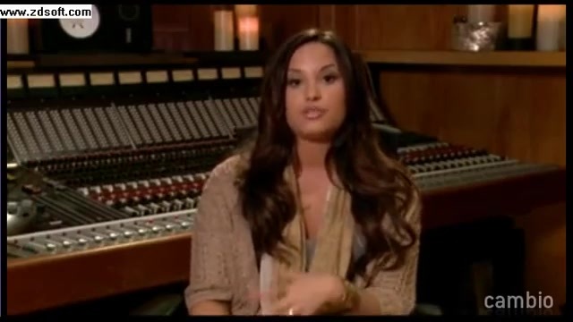 Demi Lovato - Live Chat - [Full] 03037