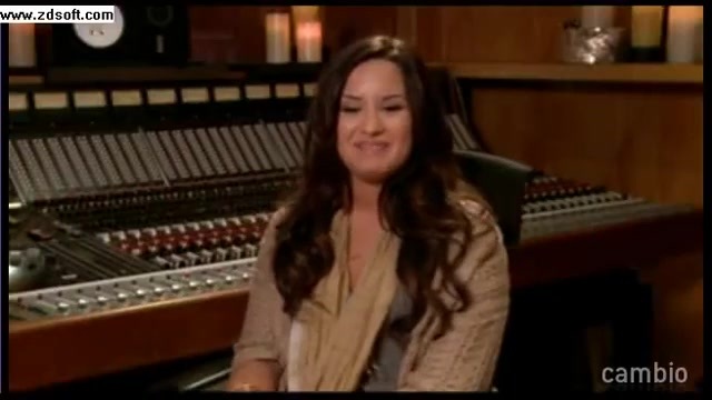 Demi Lovato - Live Chat - [Full] 02598 - Demilush - Live Chat Part oo6