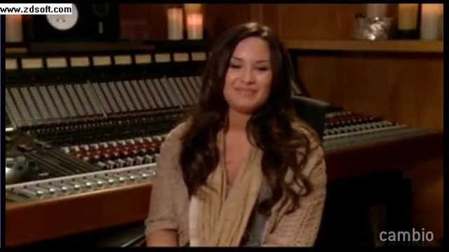 Demi Lovato - Live Chat - [Full] 02621