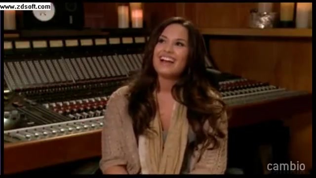 Demi Lovato - Live Chat - [Full] 02637