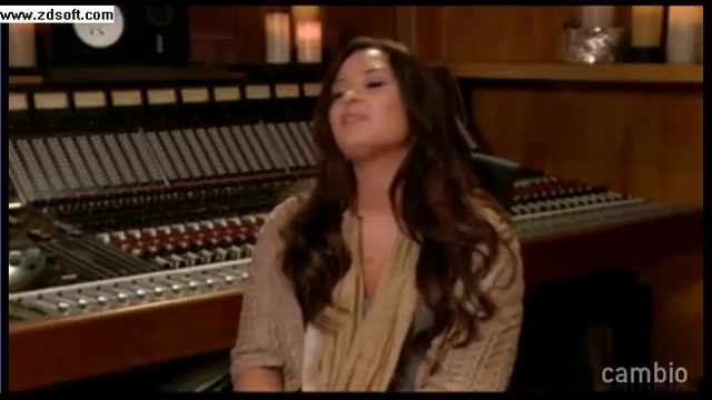 Demi Lovato - Live Chat - [Full] 02664
