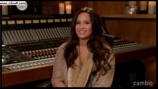 Demi Lovato - Live Chat - [Full] 02336