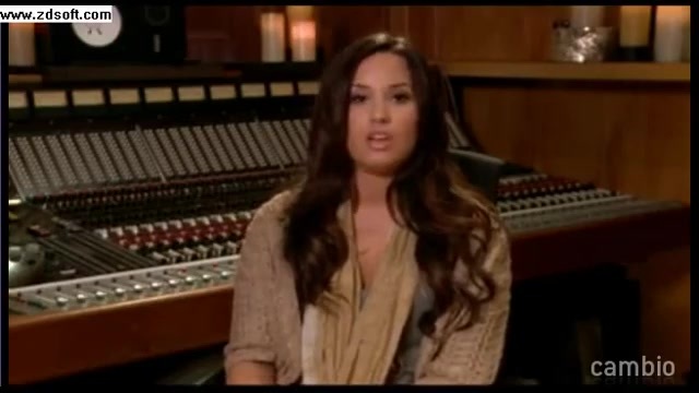 Demi Lovato - Live Chat - [Full] 03171