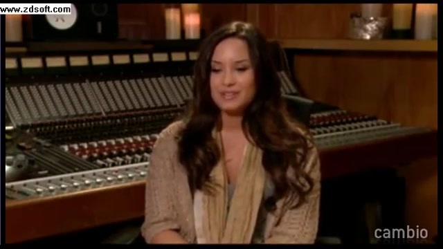 Demi Lovato - Live Chat - [Full] 02385