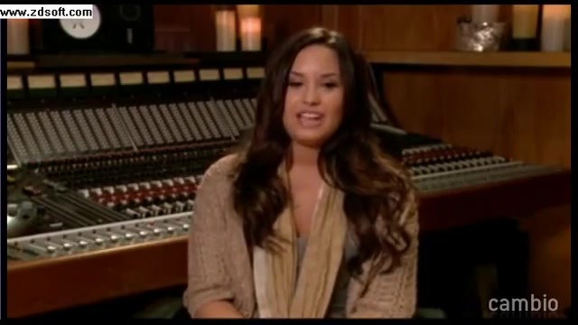 Demi Lovato - Live Chat - [Full] 02458