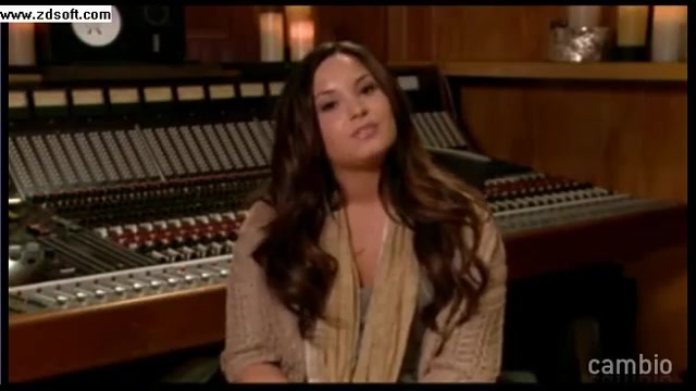 Demi Lovato - Live Chat - [Full] 02484