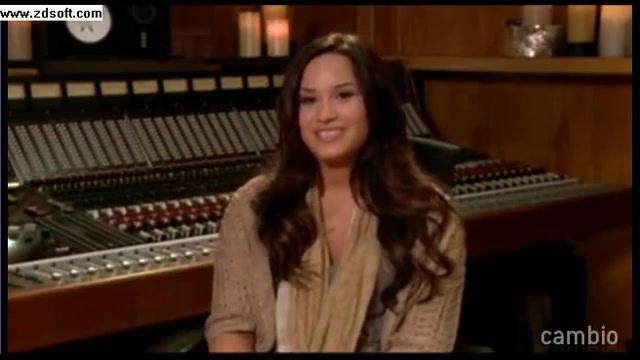 Demi Lovato - Live Chat - [Full] 03830