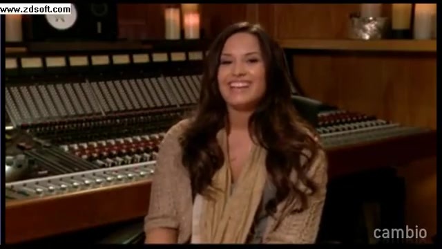 Demi Lovato - Live Chat - [Full] 03843