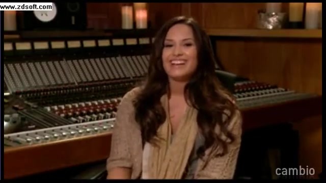 Demi Lovato - Live Chat - [Full] 03844