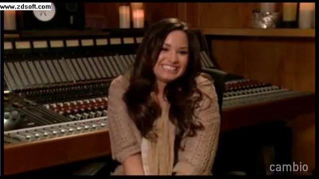 Demi Lovato - Live Chat - [Full] 04061