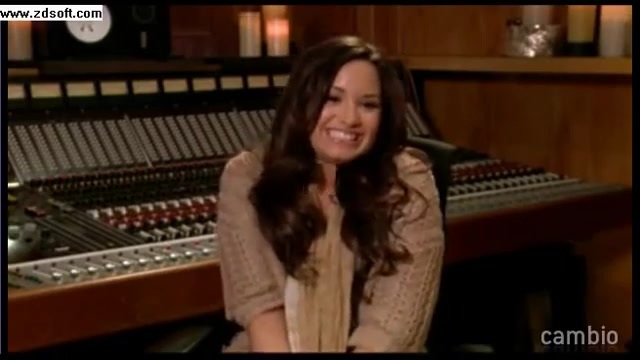 Demi Lovato - Live Chat - [Full] 04062
