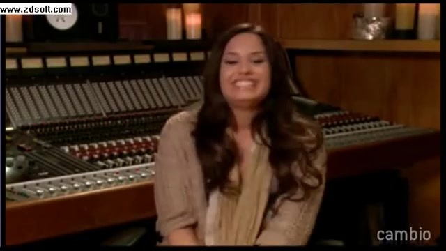 Demi Lovato - Live Chat - [Full] 04066