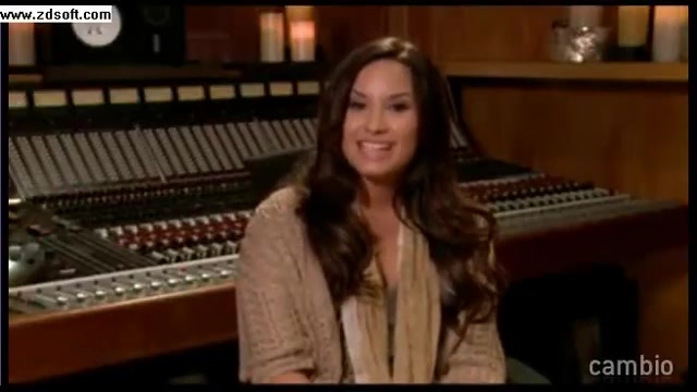 Demi Lovato - Live Chat - [Full] 03902