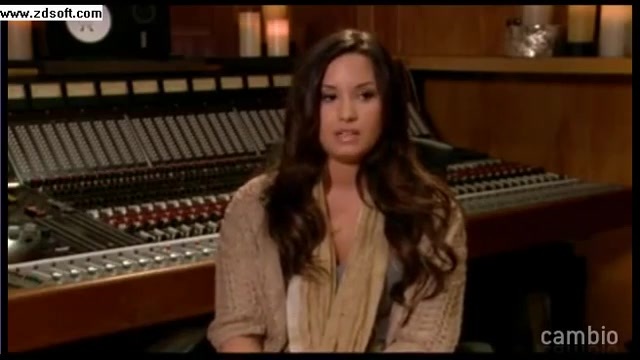 Demi Lovato - Live Chat - [Full] 03377
