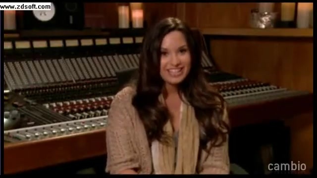 Demi Lovato - Live Chat - [Full] 03923