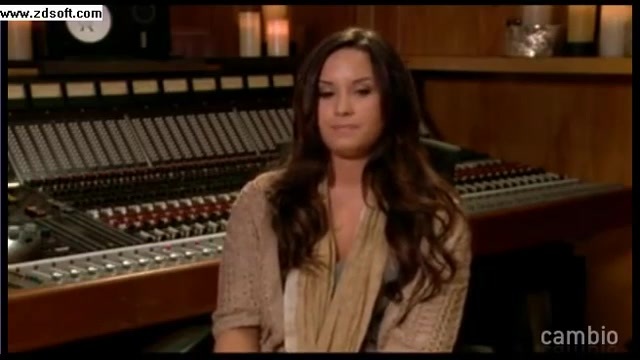 Demi Lovato - Live Chat - [Full] 04473