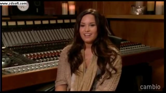 Demi Lovato - Live Chat - [Full] 04630 - Demilush - Live Chat Part o10
