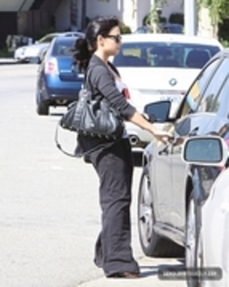 29039865_ZEFNVEIEY - Demitzu - MAY 10TH - Leaving Romance Nail Spa in Studio City CA