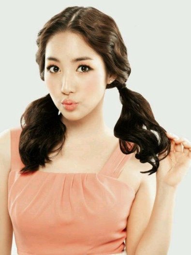 205500_10150143044740740_116688655739_7251096_3052440_n_large - Park Min Young