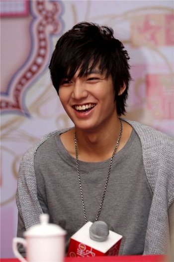xo xo xo - Lee Min Ho