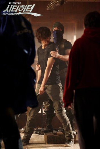 251599_221646091194097_113234875368553_807781_7109806_n