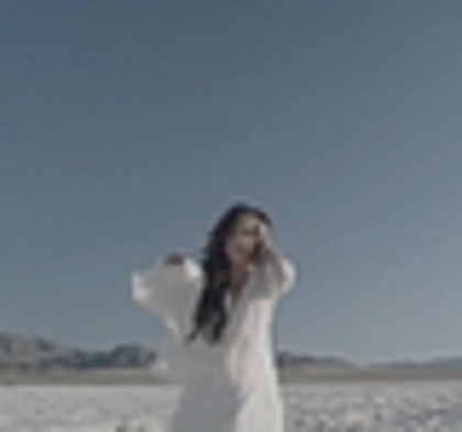 thumb_DLDCOM_0854 - Demilush - Unbroken 2011 Music Videos Skyscraper Screencaptures 2