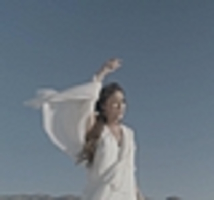 thumb_DLDCOM_0862 - Demilush - Unbroken 2011 Music Videos Skyscraper Screencaptures 2