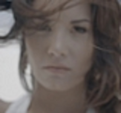 thumb_DLDCOM_0867 - Demilush - Unbroken 2011 Music Videos Skyscraper Screencaptures 2