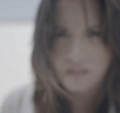 thumb_DLDCOM_0882 - Demilush - Unbroken 2011 Music Videos Skyscraper Screencaptures 2