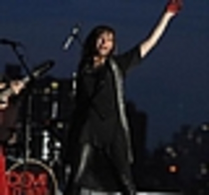 thumb_110 - Demitzu - Dont Forget 2008  Music Videos  Get Back  Video Stills