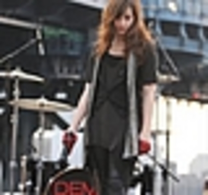 thumb_114 - Demitzu - Dont Forget 2008  Music Videos  Get Back  Video Stills