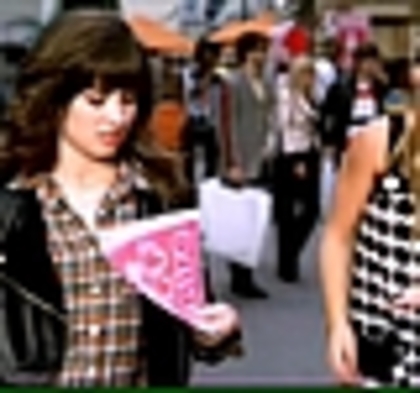 thumb_PDVD_00115