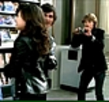 thumb_PDVD_00163
