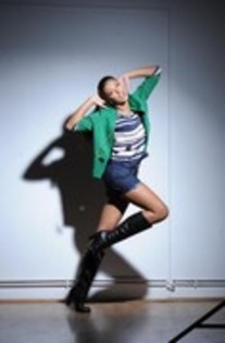 48529557_JOMQMTYSB - Antonia