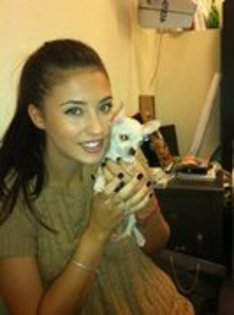 49193058_TDROZNOYC - Antonia