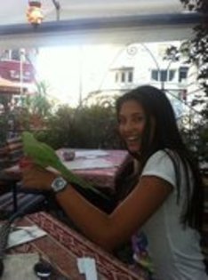 49193076_NIYGCQIYH - Antonia