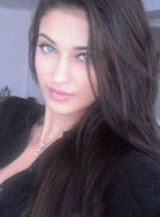 49193166_BTULGAZJC - Antonia