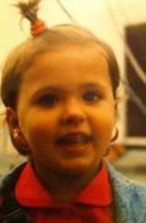 49193255_MMPCYGAWB - Antonia