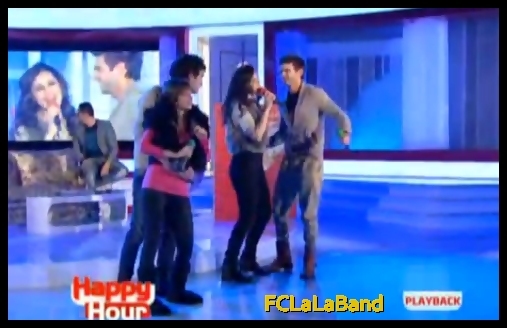 30 - LaLa Band - To the moon and back Happy Hour