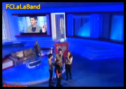 133 - LaLa Band - To the moon and back Happy Hour