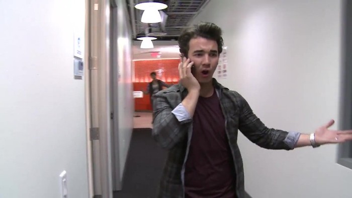 CAMBIO 300 - Demilush - Therealdemilovato Youtube Channel Screencaptures - Cambio oo1