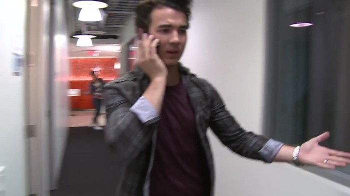 CAMBIO 303 - Demilush - Therealdemilovato Youtube Channel Screencaptures - Cambio oo1