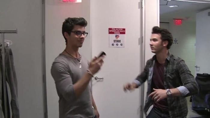 CAMBIO 360 - Demilush - Therealdemilovato Youtube Channel Screencaptures - Cambio oo1