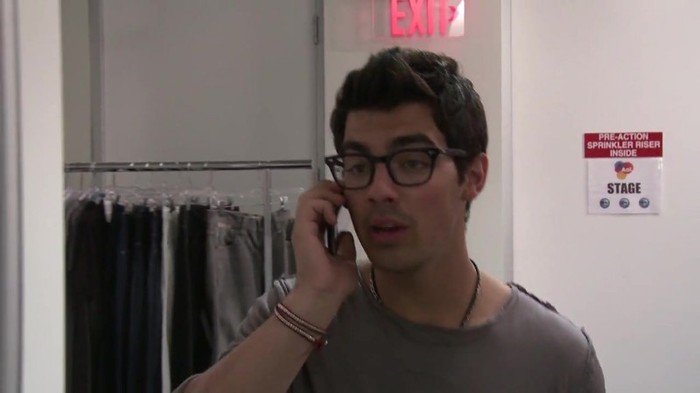 CAMBIO 383 - Demilush - Therealdemilovato Youtube Channel Screencaptures - Cambio oo1