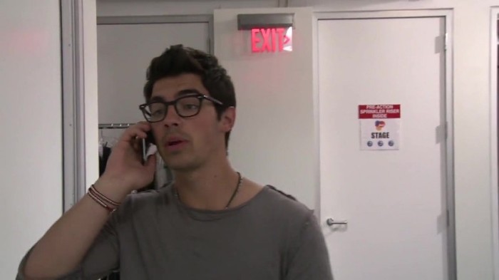 CAMBIO 391 - Demilush - Therealdemilovato Youtube Channel Screencaptures - Cambio oo1