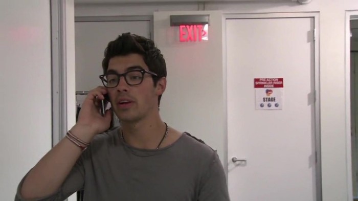 CAMBIO 392 - Demilush - Therealdemilovato Youtube Channel Screencaptures - Cambio oo1