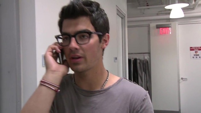 CAMBIO 426 - Demilush - Therealdemilovato Youtube Channel Screencaptures - Cambio oo1